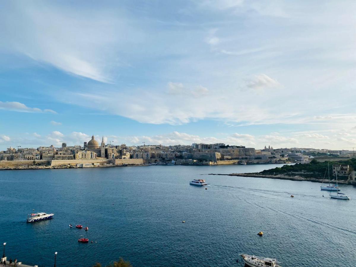 Sliema Seaview Apartment- Valletta Views - Apt 8, 49 Tigne Point Mansions المظهر الخارجي الصورة
